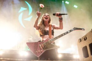 Lzzy Hale Instagram - Charlotte NC last night 🌹

Franklin TN…..you’re next 🙌

📷: @alisonnorthway 
LD: @dancingld