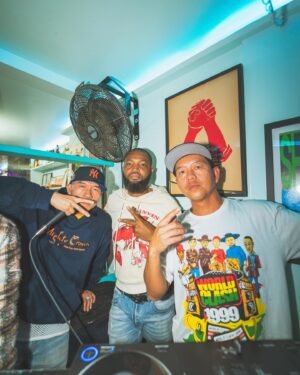MIGHTY CROWN Instagram - Set up shop inna Brooklyn was Great Look! 
Despite the weather thanks for coming and showing us love. It meant alot. 
Our international journey began from Brooklyn so it was just right to end In Brooklyn.  Bless up to the fans , my Day 1 friends  from dem time deh til now,  we did it! Made history inna this ting yah.  #mightycrown forever
最後のブルックリンでのポップアップ沢山の方にご来場していただき感謝しかありません。　
本当にありがとうございました！
サポートしてくれた　ハルコ、サヤ、ナオちゃん Shantay 
マサヤ君　
🏆🏆🏆👊🏽👊🏽👊🏽🔊🔊🔊
📸by @alohayuto