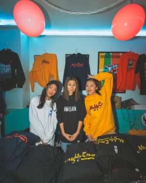 MIGHTY CROWN Instagram - Set up shop inna Brooklyn was Great Look! 
Despite the weather thanks for coming and showing us love. It meant alot. 
Our international journey began from Brooklyn so it was just right to end In Brooklyn.  Bless up to the fans , my Day 1 friends  from dem time deh til now,  we did it! Made history inna this ting yah.  #mightycrown forever
最後のブルックリンでのポップアップ沢山の方にご来場していただき感謝しかありません。　
本当にありがとうございました！
サポートしてくれた　ハルコ、サヤ、ナオちゃん Shantay 
マサヤ君　
🏆🏆🏆👊🏽👊🏽👊🏽🔊🔊🔊
📸by @alohayuto