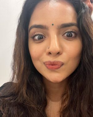 MV Namritha Instagram - Happy, sleepy, entertained, not so entertained, excited, waiting in traffic, just, life 😌 #selfieslately