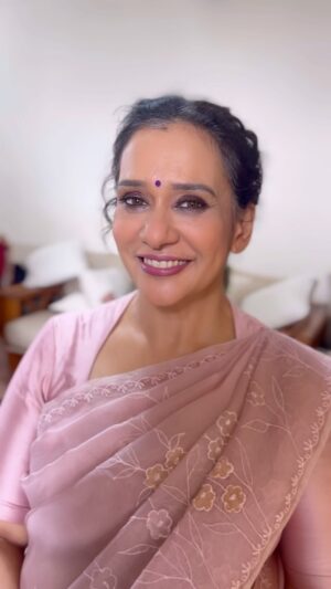 Maala Parvathi Instagram - Makeup Time for Beautiful and Sweet Actress @maala.parvathi Chechi and her Friends ❤️❤️❤️

We had great fun during the shoot and each frame became memorable ❤️

#actress #filmindustry #makeupartist #fashion #jewelry #indiantradition #international #designs #latestfashion #trendsetter #indianfilmindustry #phataphatproductions #sureshpisharodymakeupstudio #favoratemakeupdestination #celebrity #celebritymakeupartist