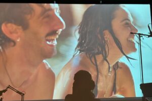 Macarena García Instagram - Ya en cines Casa en llamas. Una peli preciosa con un sueño de reparto. Del mejor @dani_delaorden 
Ojalá la disfrutéis! 
@atresmediacine @sabado_peliculas