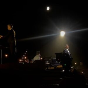 Macarena Tondreau Instagram - Siguiente parada La Toscana, Lucca y Pisa, Italia. Un lugar realmente increíble y la gente….imposible no enamorarse de ellos. Y el broche de oro….el concierto de Andrea Bocelli en el Teatro del silencio. Junto a sus hijos e invitados de lujo. Una invitación única. Gracias, gracias por poder vivir esta hermosa experiencia. @alfalonxo