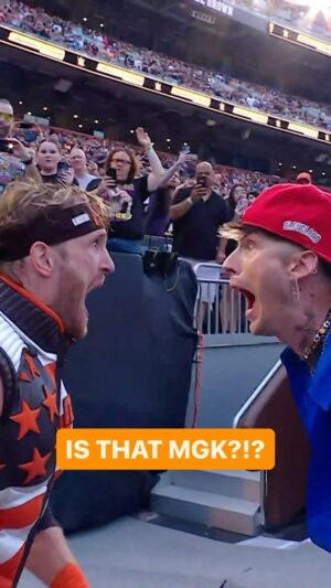 Machine Gun Kelly Instagram - @loganpaul brought out @machinegunkelly at #SummerSlam 😱
