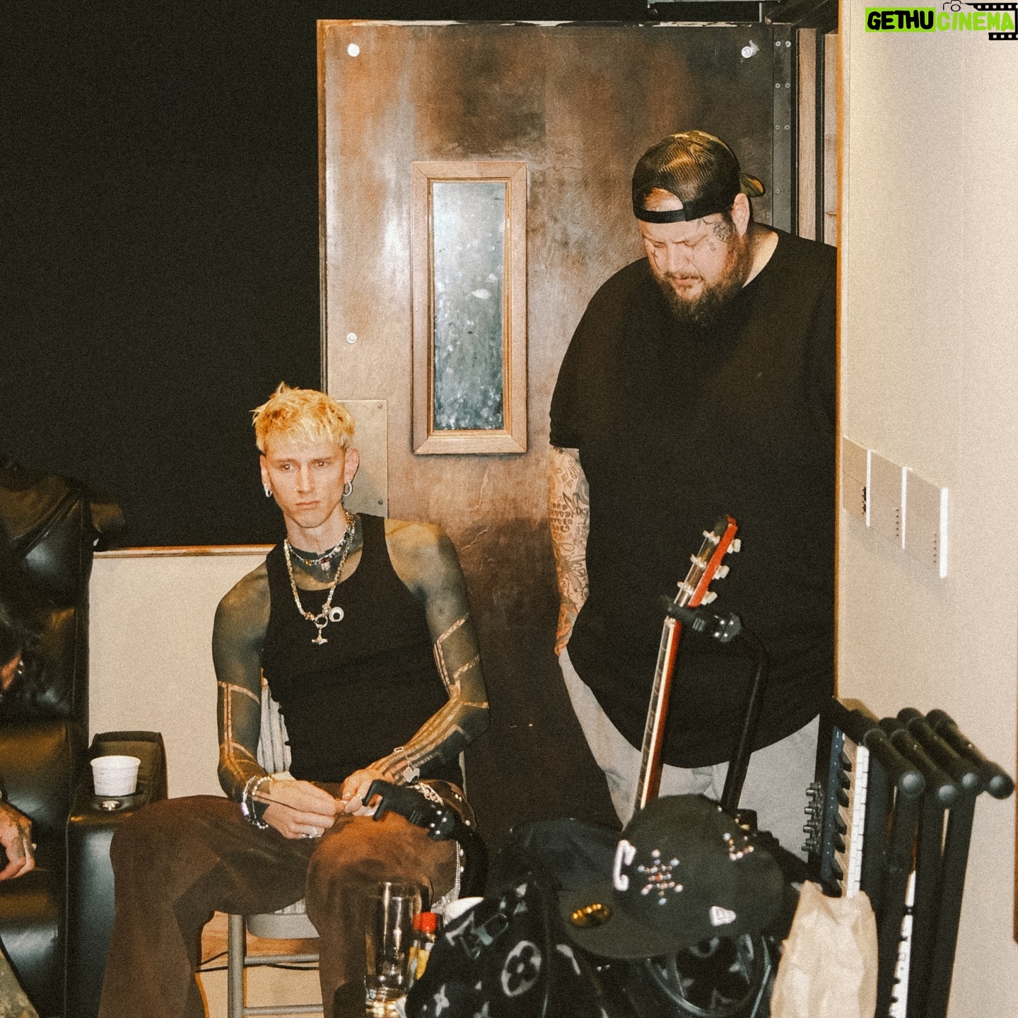 Machine Gun Kelly - 493.9K Likes - jelly you are living breathing badass and a kindred soul who has shown me the path of redemption and what it looks like to believe in yourself against all odds.
from us beefing 12 years ago, and fast forward to us putting out what i believe will be the biggest hit of our careers yet im proud to call you my brother and life feels better knowing you got my back.
this lonely road ain’t so lonely my friend. 🤞🏻 @jellyroll615