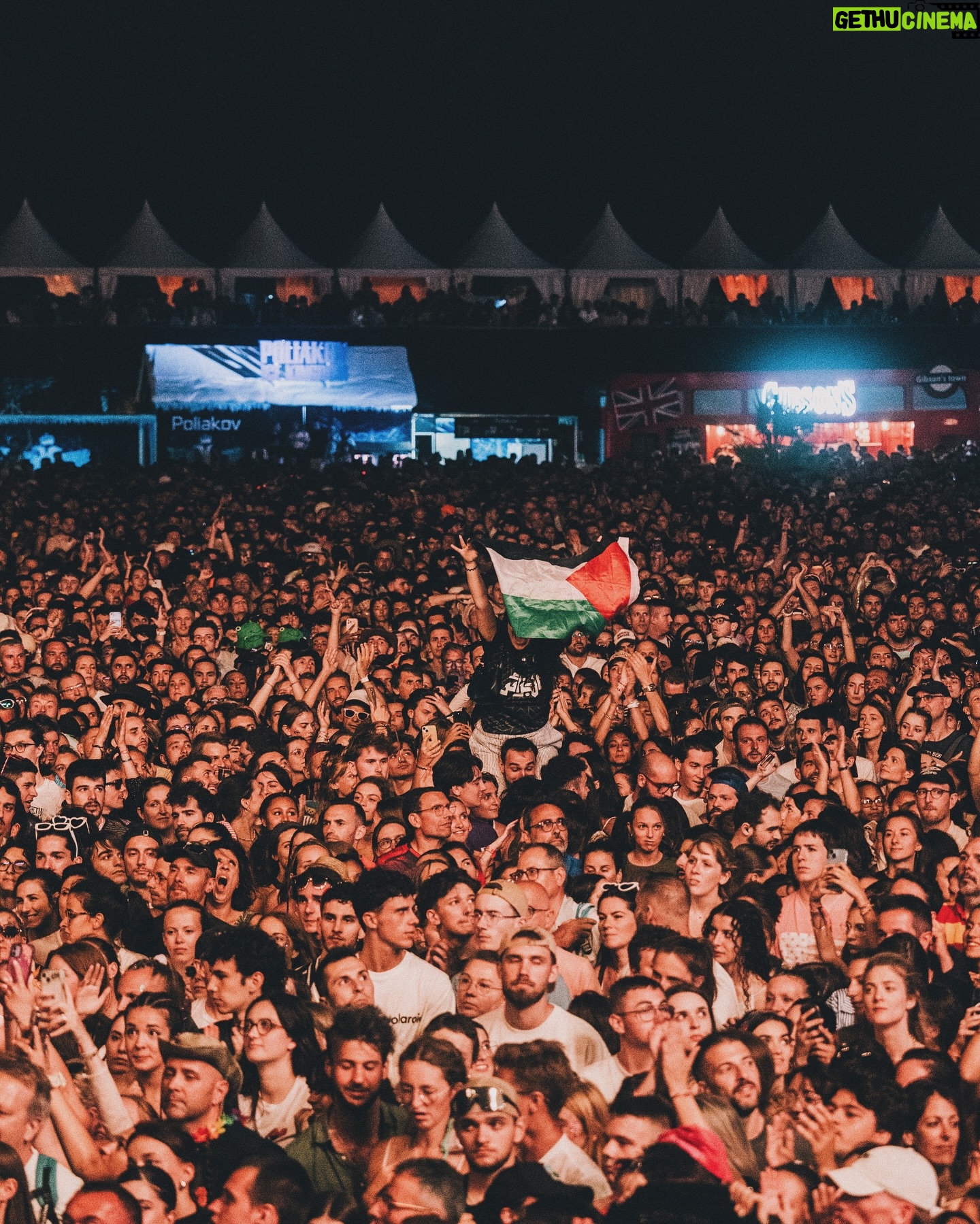 Macklemore - 133.8K Likes - Summertime over everything. Les Deferlantes festival in France. 35,000 deep ā¤ļøš«š·š¤š» Merci beaucoup