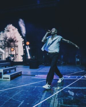 Macklemore Instagram - Summertime over everything. Les Deferlantes festival in France.  35,000 deep ❤️🇫🇷🤌🏻 Merci beaucoup