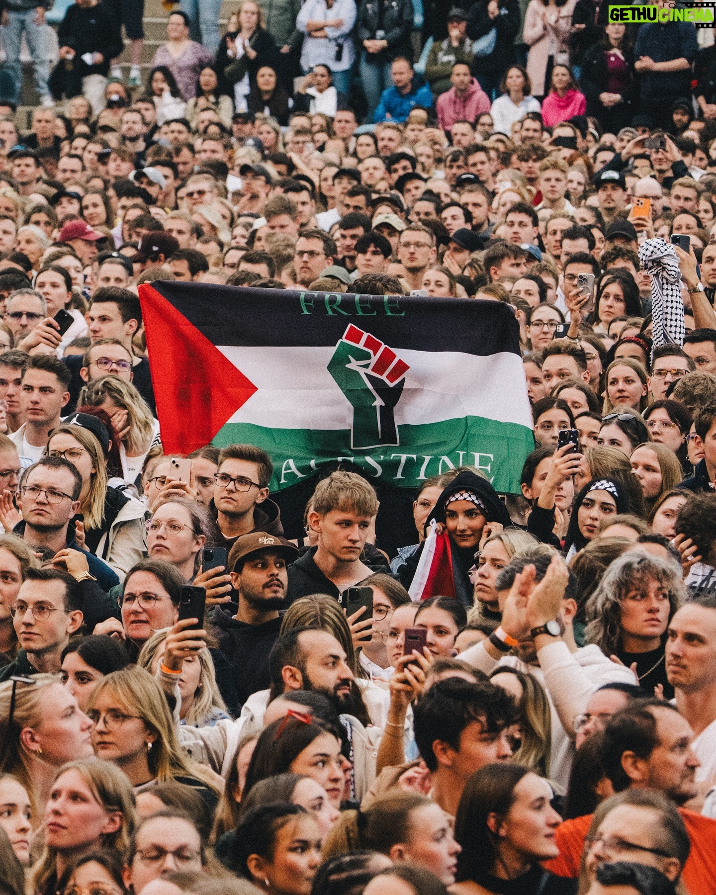 Macklemore - 546.5K Likes - Thereās some shows where in the middle of the set I think āI canāt believe this is my life.ā Monchengladbach, Germany was one of them ones. Dreams unlocked. Thank you guys for the moments. Love forever ā¤ļø