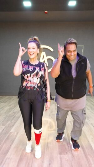 Madalsa Sharma Instagram - One of my favourite songs with @madalsasharma 🤗