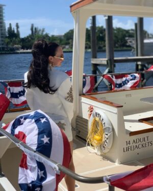 Madeline Carroll Instagram - It’s that Kennedy aesthetic 🇺🇸 🇺🇸 🇺🇸🇺🇸🇺🇸🇺🇸