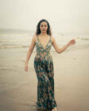 Madhurima Roy Instagram - Me, in a parallel world whilst Bombay floods🫠