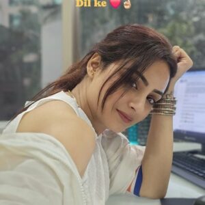 Madirakshi Mundle Instagram - A new day, a new chapter ✨️ 

#madirakshifamily

#style #happy #photo #life #nature #insta #cute #viral #likesforlike #model #music #travel #memes #explorepage #liker #girl #explore #selfie #india #beauty #k #lfl #trending #likeback #following #loveyourself