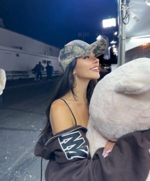 Madison Beer Instagram - big cheese シ  ʕ·ᴥ·ʔ