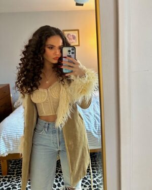 Madison Pettis Instagram - lil bit of this, lil bit of that
