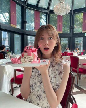 Madoka Moriyasu Instagram - かわいすぎるバースデーケーキ🍰