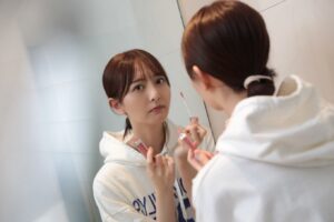 Madoka Moriyasu Instagram - ⁡
⁡
2024年カレンダービジュアル解禁☑︎
⁡
テーマは“私との1日デート”ということで
距離感近め･素の表情多め･メイク薄めで
お送りしています…！
⁡
アザーでこのハイクオリティなので、
実物は写真集ばりに色々な私を詰め込みました。
是非1家に1台🏠