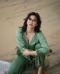 Actress Madonna Sebastian HD Instagram Photos and Wallpapers July 2024