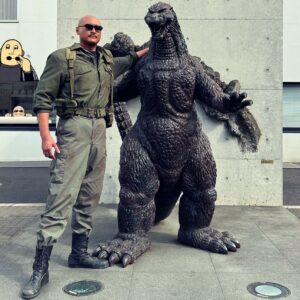 Mafia Kajita Instagram - ついに解禁です。
実は映画『シティーハンター』にこっそりと海坊主役で出演しております。

今回は原作ファンならば「あっ！」となる絶妙な匂わせに留まっておりますが、もし次回作があれば…？

鈴木亮平さん演じるパーフェクトな冴羽 獠にぜひご注目ください‼️

#シティーハンター
#映画シティーハンター