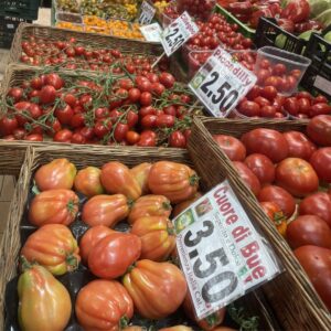 Maggie Beer Instagram - I always have to find the markets and oh how I love tomatoes. Here  I couldn’t stop photographing virtual ‘seas’ of them. I stopped to buy just one of each new variety to have back in our balcony. 
I once learnt there are over 10,000 varieties of tomatoes and I will continue on my journey to taste as many as possible! 

#makeitamaggiemoment #maggiebeer #romemarkets #tomoatotasting