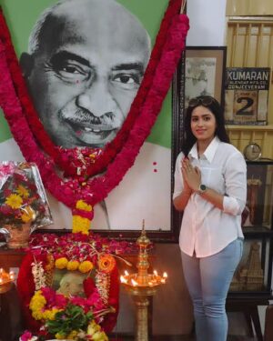 Mahana Sanjeevi Instagram - ♥️பிறப்பிலே மனிதர்🤗 இறப்பிலே மாமனிதர்💯 காமராசர்💪
 எளிமைக்கும் நேர்மைக்கும் பெயர் பெற்றவர்🙏. படிக்காத மேதை, பெருந்தலைவர், கர்மவீரர்✅🙏

#kamarajar #nadar #nadarpasanga #ayya #nadarmakkal #nadarvamsam #tamilnadu #kingmaker #tirunelveli #tamil #nadarpeople #kamaraj #rocketraja #selvinnadar #pannaiyar #karmaveerar #nadarponnu #kamarajarsalai #kamarajarbirthday #nadarking #tirunelvelinadar #selvin #viruthunagar #chennai #thenkasi #rocketrajanadar #india #kanyakumari #tamilanda #kamarajararangam