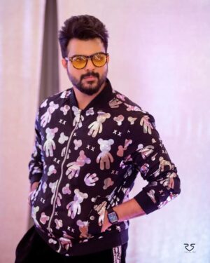 Mahesh Subramaniam Instagram - #8th annual vijay television awards🏆@vijaytelevision
.
@rs_creation_official__ 
.
Model : @mahesh.subramaniam_offl 
.
📸@ram_photographer__ 
.
Mua H @glory_makeup_artist_
.
costume design by @walking_street__official
.
.
.
.
.
 #model #love #instagood  #photooftheday #cute #fashion #model #me #happy #photography #picoftheday #usa #man #beautiful  #style #smile #follow #boys #travel #instagram  #summer #fun #cool #handsome #men #followme #fitness