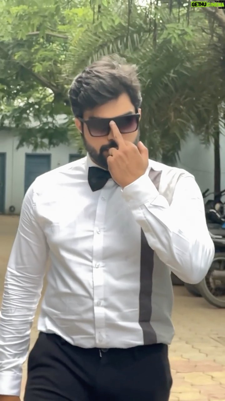 Mahesh Subramaniam - 344 Likes - 😎😎😎arambikalama 🔥🔥🔥🔥🔥 #vikram #vikrammovie #vikrambgm #kollywoodcinema #tamilmovie #hotstar #trendingreels #suit #model #black #nofilter #reelsinstagram #reels