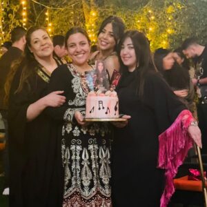 Mai Kassab Instagram - أحلي حاجه في الدنيا إن ربنا يرزقك بأصحاب بجد بيحبوك من قلبهم من غير أي مصالح يفرحو لفرحك يزعلو لزعلك شكرا من قلبي إنكم في حياتي ربنا يديمكم نعمه من رب العالمين ❤️😘🌹
