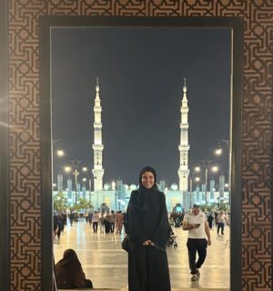 Mai Kassab Instagram - اللهم تقبل مني وإكتبها لكل مشتاق ❤️🌹🙏🏻🙌🏻