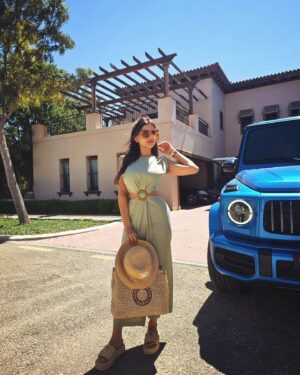Mai Omar Instagram - Summer days ✨️