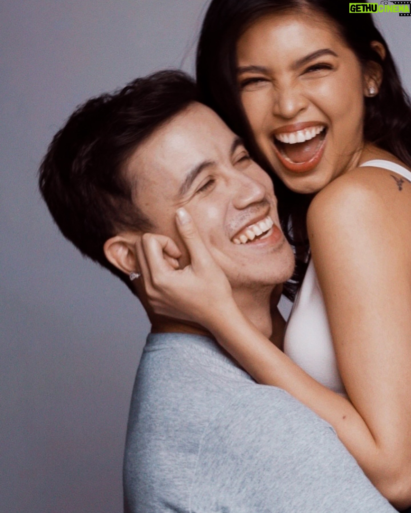 Maine Mendoza - 393.9K Likes - Finally sharing some photos from a spontaneous pre-wedding shoot that have been kept in the album for a year. 🤭🤍
@juansarte @rjdelacruz @danaevernisse @justinebenitez @mrdavidmilan @ryanpanaligan13 @paolopineda