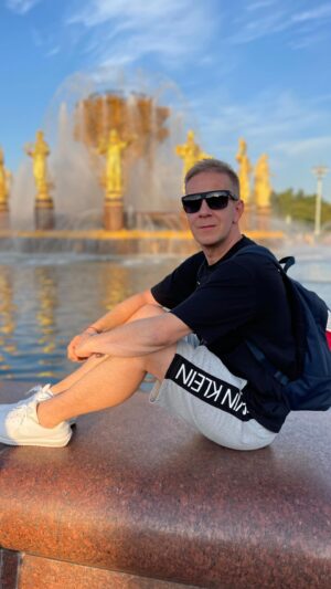 Maksim Kiselyov Instagram - Прекрасного утра/дня/вечера! 😜 #максимкиселев #триодидиод #однаждывроссии #москва #тнт #игра #квн