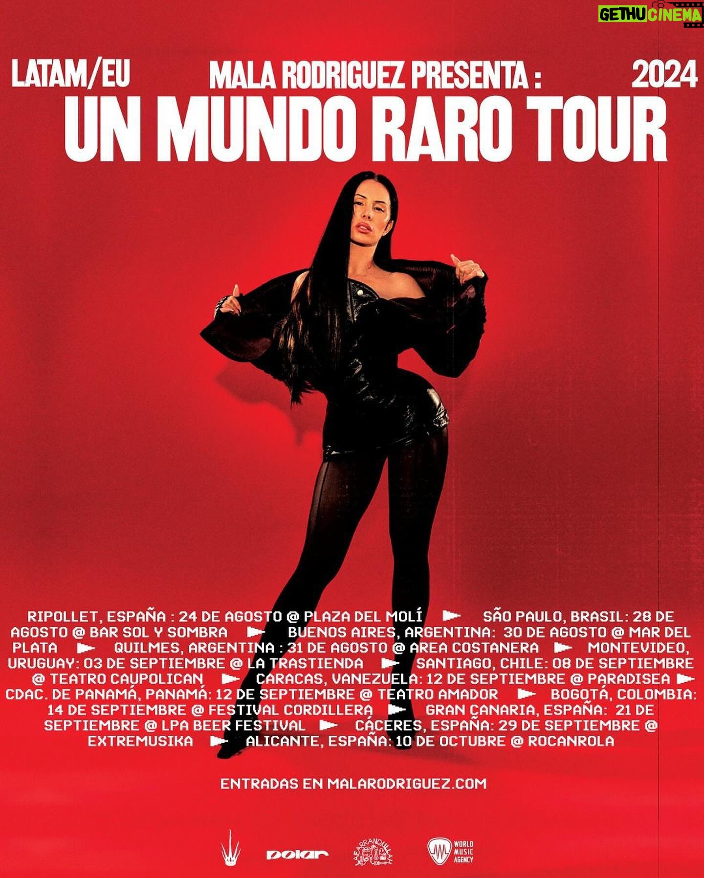 Mala Rodríguez - 42.7K Likes - Ay, luna que brilla en los mares
En los mares oscuros
Luna, tú no estás cansá
De girar el mismo mundo