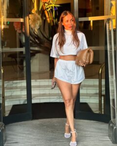 Actress Malaika Arora HD Instagram Photos and Wallpapers September 2024