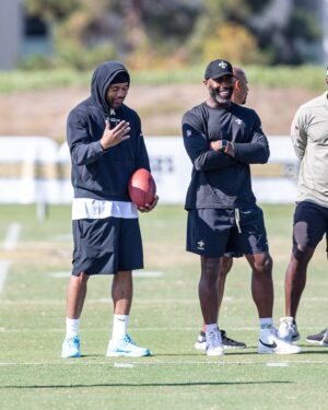 Malcolm Jenkins Instagram - Saints legend @malcolmjenkins at practice today 🙌