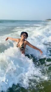 Actress Mallika Sherawat HD Photos and Wallpapers December 2024