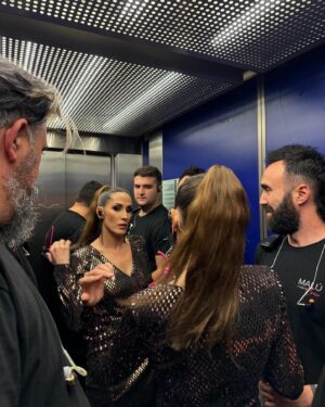Malú Instagram - Bilbao!!! No tengo palabras para describir lo q vivimos anoche… Os llevo en mi corazón!!! 🤟🏼🤟🏼🤟🏼