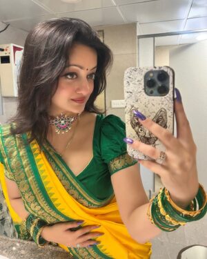 Manasi Naik Instagram - It takes a strong person to remain single in a world that is accustomed to settling with anything just to say they have something.
Stay on your P’s:
Prayer, Priorities, Peace, Positivity, Patience
Stay single until someone
compliments your life in a way that makes it better than being single.
Until then, don’t settle.
Hope for love, pray for love, wish for love, dream for love...but don’t put your life on hold waiting for love.
Being single is definitely better than being with the wrong person.

This year I lost, won, failed, cried, laughed, loved, but I didn’t fold.Strong women never give up.
We might need a coffee, a cry or a day in bed, but we always come back stronger. 
Let it be known I carried my pain like a GODDESS 😇never looking back , never giving up… never will ❤️🫶🏻Cheers 🥂 to Being Me 🎀