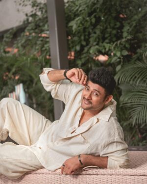 Manav Gohil Instagram - August company!

Location by @aurikamumbaiskycity 
Shot by  @deepak_das_photography @kakali_das_photography 
Styled by @krishi1606
Assisted @arbaz_deewan_007
Outfit @ghuridesign 
Make up : @parekh.sanjay13 
Staff : @vishwkarma3080