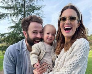 Actress Mandy Moore HD Instagram Photos and Wallpapers July 2024