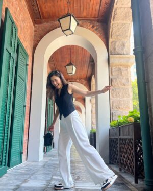 Mandy Wong Instagram - “Everything u lose is a step you take ~”

加油🌈加油🌻

#香港隨拍 
#小懷舊