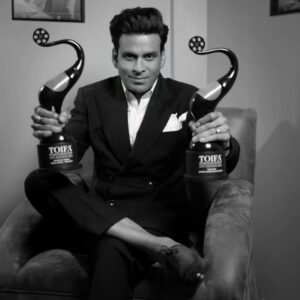 Manoj Bajpayee Instagram - What a run has it been for Sirf Ek Bandaa Kaafi Hai! Honoured to receive 2 TOIFA (@toifaawards) for Best Actor (People's Choice) and Acting Excellence. This film has truly been a passionate journey, and winning a total of 6 awards, including Film of the Year, Best Director @apoorvsinghkarki01, Excellence in Editing @sumeetkotian, and Excellence in Writing @kingrani.deepak, is a testament to our incredible team's dedication.

A heartfelt thanks to @vinod.bhanushali @manish_kalra_ @suparnverma @the_vishal_gurnani @juhiparekhmehtaofficial @bsl_films @zee5 @zeestudiosofficial @zee5global, our wonderful cast including @vipin.sta, @adrijasinha__, @kumarjaihind and #SuryaMohanKulshreshtha, our brilliant music director @sandychow44, our casting director @castingshivam, and all the technicians and staff who worked tirelessly behind the scenes.

To our amazing audience, your unwavering support and love continue to inspire us. This magnificent journey is all because of you. Thank you! 🙏❤️ #Gratitude

Stylist 🦋: @azcouture_official
Outfit by : @bharat_reshma 
Footwear 👞: @rossobrunelloofficial
Styling team : @akanshachaturvedighosh
Click by 📷 : @chitrdev.in
hair: @Sachinjadhav1116
makeup: @manishjoshi0412