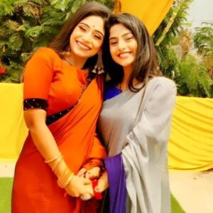Manshi Pal Instagram - Tu haath main haath jo de geya ❤️😘
@manshipal

#tuhathmehathjodegaya😍😍

#reelkarofeelkaro #reelforinsta #reelvideos #trendingreels #reelsinstagram #reelsinsta #reelitfeelit #reelsoftheday #reels #reelsviral #reelsindia #reeldaily #snigdharanisingh #foryoupage #foryou #fyp #unlockyourpotential