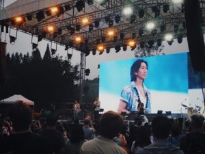 Manson Cheung Instagram - Truly grateful to have met @justinkawikayoung , Ehan and Paul. I’m honoured to share stage with you and seeing you live, your music heals ✨ 🤙🏻 Thank you @ccchoice for bringing us together.

Mahalo for your warm remind, that we can live happier, if we focus on what we have, but no what we don’t have in our lives. 

Shout out to dear Yvonne and ChiChung, gifted us the shirt designed by @davidshepardhawaii all the way from Hawaii!

ALOHA OE! Until we meet again 🌸

P.S. got seventh pic from dear Manliens 🪐👀

#天空草地