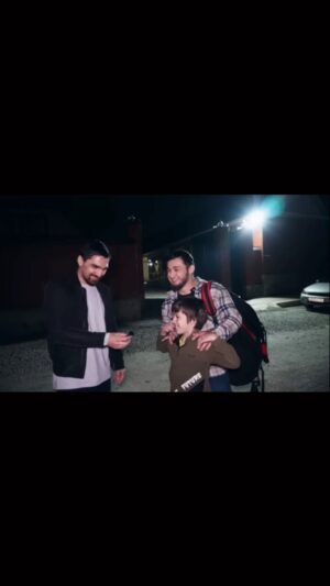 Mansur Khatuev Instagram - Меня настолько все списали , что даже родной брат не верит в мою победу 😂