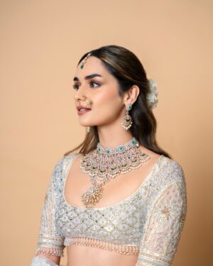Manushi Chhillar Instagram - Dear #Anant and @radhmerch1610, the biggest hug and most heartfelt congratulations on your wedding day ❤️❤️
It has been a delight to witness you both together and a huge thank you to both your wonderful families for their warmth and hospitality, making every moment so memorable and joyful 🤗🤗❤️❤️
Wishing you a lifetime filled with love, laughter, and endless happiness 🫶🏻✨🤍

Outfit: @falgunishanepeacockindia 
Stylist: @sheefajgilani 
Team: @shriyaamahajann @jhanvikhatwani_ 
@eshawadhwa30