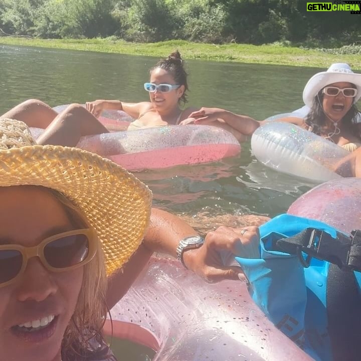 Mara Lopez - 1.7K Likes - RIDE or BRIDE? 💍🌸🤣 My bridesmaid @marjaabadgirl dreamt we were still at #MarasLastSplash so heres another photo dump 🥂☀️💦
#BacheloretteParty #Bachelorette #BirthdayBach