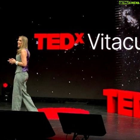 Marcela Sabat - 1.4K Likes - #TedTalk Lo que vivĆ ayer en @tedx.vitacura para @ted fue una tremenda experiencia y desafĆo personal. Llevaba muchos aƱos admirando las charlas TED, y porquĆ© no decirlo, muchas veces soƱƩ con ser una #TedSpeaker. Fueron semanas de harto trabajo para lograr cumplir con los objetivos de la marca y, para eso tuvimos a los mejores entrenadores. A los expertos en oratoria y storytelling @spinpitch.cl y @labstorylab muchĆsimas gracias por toda su entrega y profesionalismo, fueron fundamentales para llegar al corazón del āregaloā que uno debe preparar para entregar al mundo y que yo llamĆ© EFECTO EQUIDAD. Feliz ademĆ”s de haber compartido y conocido a tantas personas en este viaje de tanto aprendizaje con quienes compartĆ escenario, especialmente @franandler_tips @mane.martin.c @coachingconsofia @nanodemaria @dr.ramonkong @holaeedu @francisco.ackermann @sanchezpipe @denisse_goldfarb
Agradecer a @peterfulle y todo el equipo por toda la organización y amor que le pusieron a todo.
Gracias a mis papĆ”s por acompaƱarme y gracias al mĆ”s importante de todos, a mi Rodri por confiar en mi y apoyarme con todo y con tanto ā¤ļøā¤ļøā¤ļø.
#Gratefull