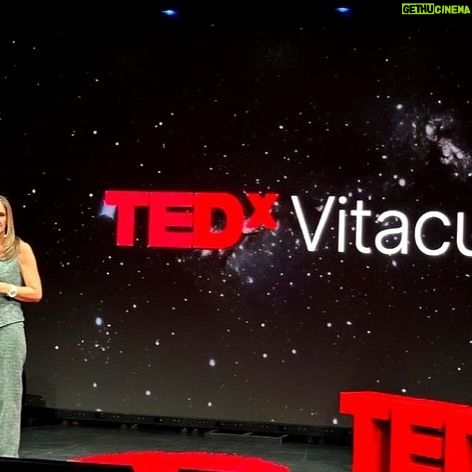 Marcela Sabat - 1.4K Likes - #TedTalk Lo que vivĆ ayer en @tedx.vitacura para @ted fue una tremenda experiencia y desafĆo personal. Llevaba muchos aƱos admirando las charlas TED, y porquĆ© no decirlo, muchas veces soƱƩ con ser una #TedSpeaker. Fueron semanas de harto trabajo para lograr cumplir con los objetivos de la marca y, para eso tuvimos a los mejores entrenadores. A los expertos en oratoria y storytelling @spinpitch.cl y @labstorylab muchĆsimas gracias por toda su entrega y profesionalismo, fueron fundamentales para llegar al corazón del āregaloā que uno debe preparar para entregar al mundo y que yo llamĆ© EFECTO EQUIDAD. Feliz ademĆ”s de haber compartido y conocido a tantas personas en este viaje de tanto aprendizaje con quienes compartĆ escenario, especialmente @franandler_tips @mane.martin.c @coachingconsofia @nanodemaria @dr.ramonkong @holaeedu @francisco.ackermann @sanchezpipe @denisse_goldfarb
Agradecer a @peterfulle y todo el equipo por toda la organización y amor que le pusieron a todo.
Gracias a mis papĆ”s por acompaƱarme y gracias al mĆ”s importante de todos, a mi Rodri por confiar en mi y apoyarme con todo y con tanto ā¤ļøā¤ļøā¤ļø.
#Gratefull