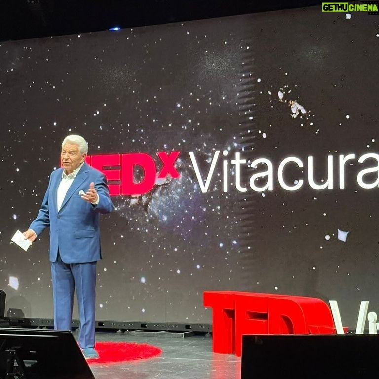 Marcela Sabat - 1.4K Likes - #TedTalk Lo que vivĆ ayer en @tedx.vitacura para @ted fue una tremenda experiencia y desafĆo personal. Llevaba muchos aƱos admirando las charlas TED, y porquĆ© no decirlo, muchas veces soƱƩ con ser una #TedSpeaker. Fueron semanas de harto trabajo para lograr cumplir con los objetivos de la marca y, para eso tuvimos a los mejores entrenadores. A los expertos en oratoria y storytelling @spinpitch.cl y @labstorylab muchĆsimas gracias por toda su entrega y profesionalismo, fueron fundamentales para llegar al corazón del āregaloā que uno debe preparar para entregar al mundo y que yo llamĆ© EFECTO EQUIDAD. Feliz ademĆ”s de haber compartido y conocido a tantas personas en este viaje de tanto aprendizaje con quienes compartĆ escenario, especialmente @franandler_tips @mane.martin.c @coachingconsofia @nanodemaria @dr.ramonkong @holaeedu @francisco.ackermann @sanchezpipe @denisse_goldfarb
Agradecer a @peterfulle y todo el equipo por toda la organización y amor que le pusieron a todo.
Gracias a mis papĆ”s por acompaƱarme y gracias al mĆ”s importante de todos, a mi Rodri por confiar en mi y apoyarme con todo y con tanto ā¤ļøā¤ļøā¤ļø.
#Gratefull