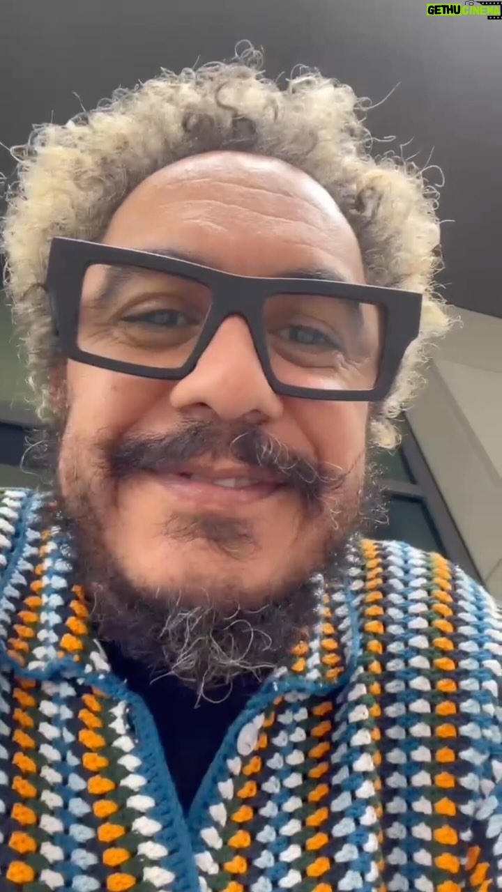 Marcelo D2 - 40.4K Likes - 🗣️ interrompendo a programação da Eurotour com uma notícia extraordinária direto de Berlim: EU TIRO É ONDA , meu primeiro disco solo , tá no ar no seu app de música favorito 💥
ouçam !!
//// link na bio ////
#EuTiroÉOnda